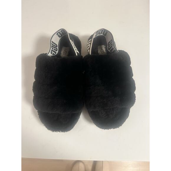 UGG Women's Fluff Yeah slide slipper Size 7 Black - Picture 1 of 4